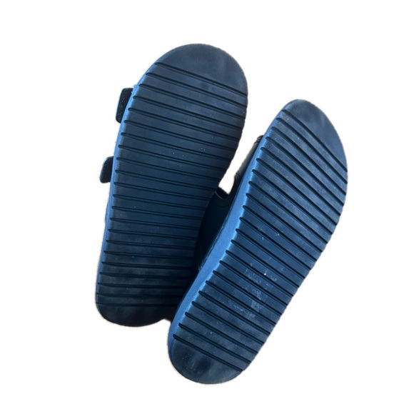 Madden Girl chunky lug sole black slide sandals 90s or Y2K style - Picture 4 of 4